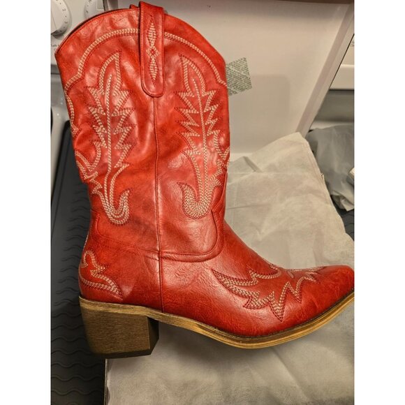🆕Women Red Polyurethane (PU Embroided Chunky Heel Mid Calf Fashion Western Boot